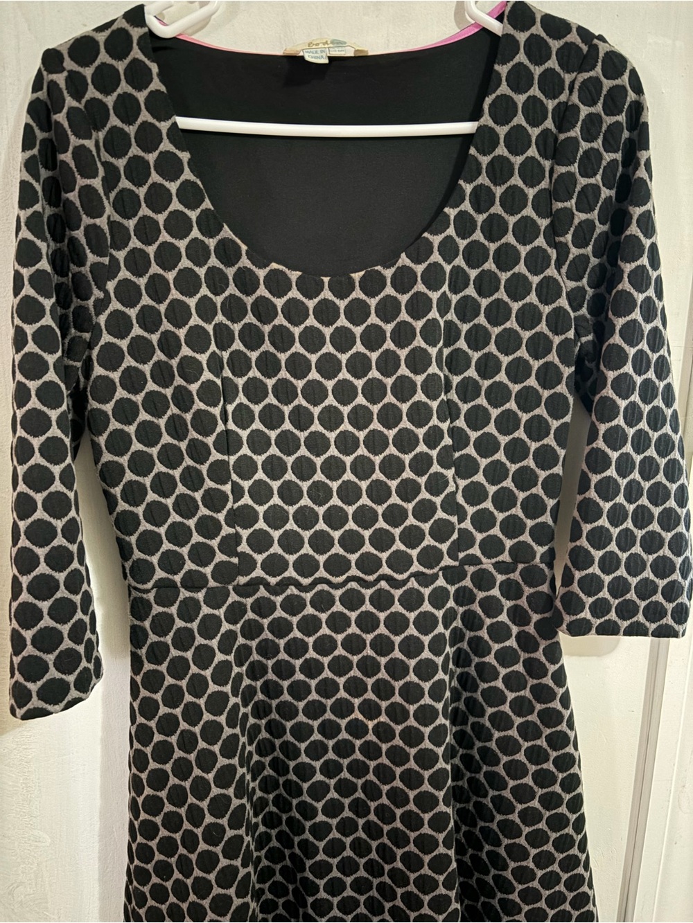 Boden size 6 fit and flare dress with 3/4 length sleeves